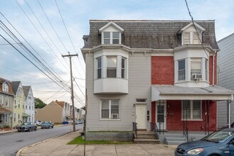 Building Photo - 1061 N Duke St