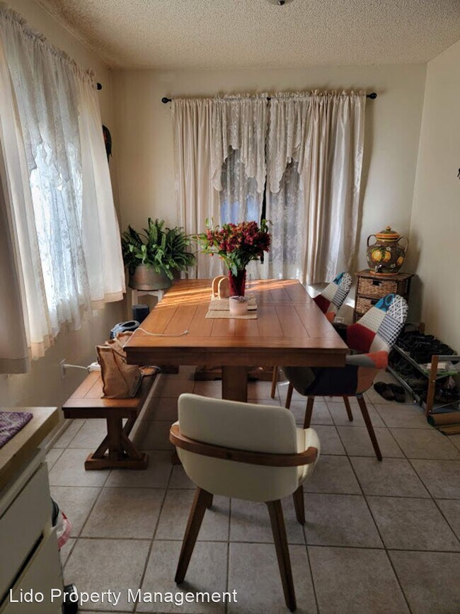 Building Photo - 2 br, 2 bath House - 2173 N. Orange Olive ...