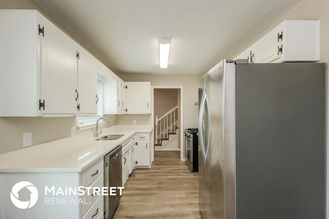 Foto del edificio - 4207 N Reeder Ave