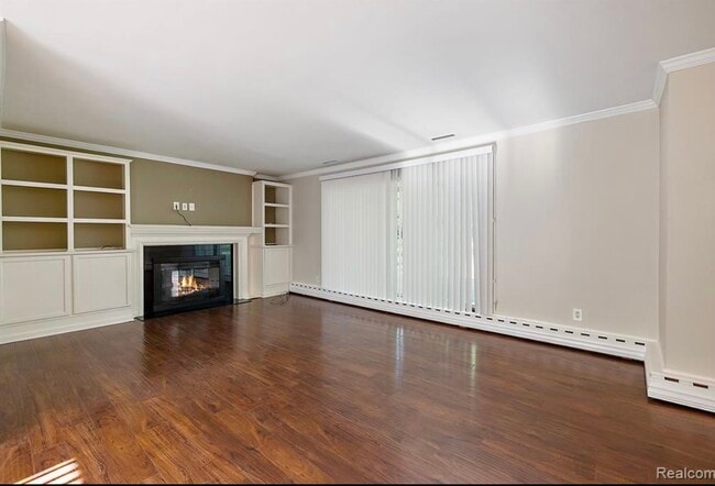 Building Photo - 6068 Glyndebourne Dr