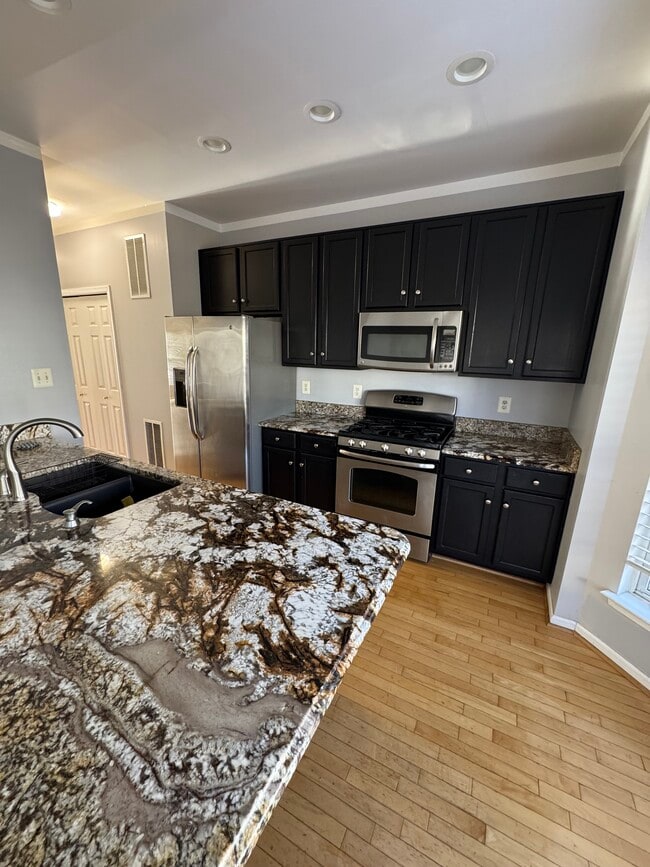 Photo - 45812 Matador Terrace Townhome