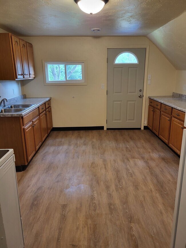 Foto del edificio - 1516 Elm St