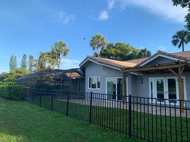 Building Photo - 2748 Oak Tree Ln