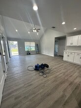 Building Photo - 138 Lash Ln