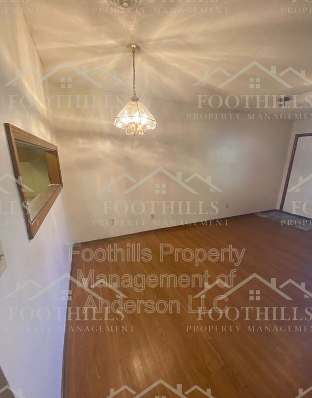Foto del edificio - 4304 Lexington Way