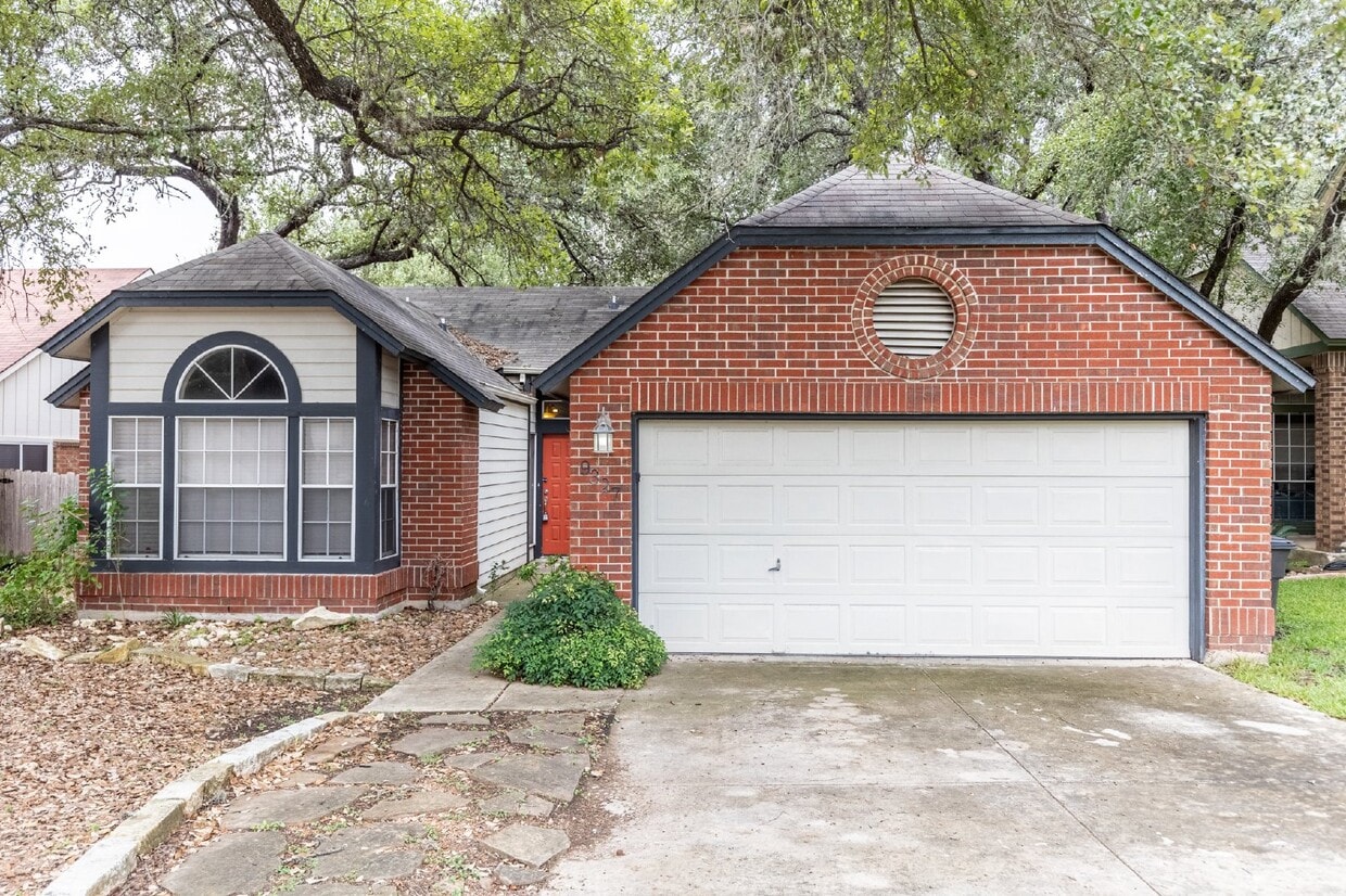 Primary Photo - 9327 Marble Hill Dr