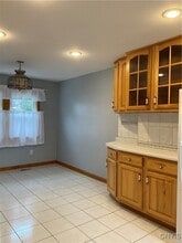 Building Photo - 229 Francis St