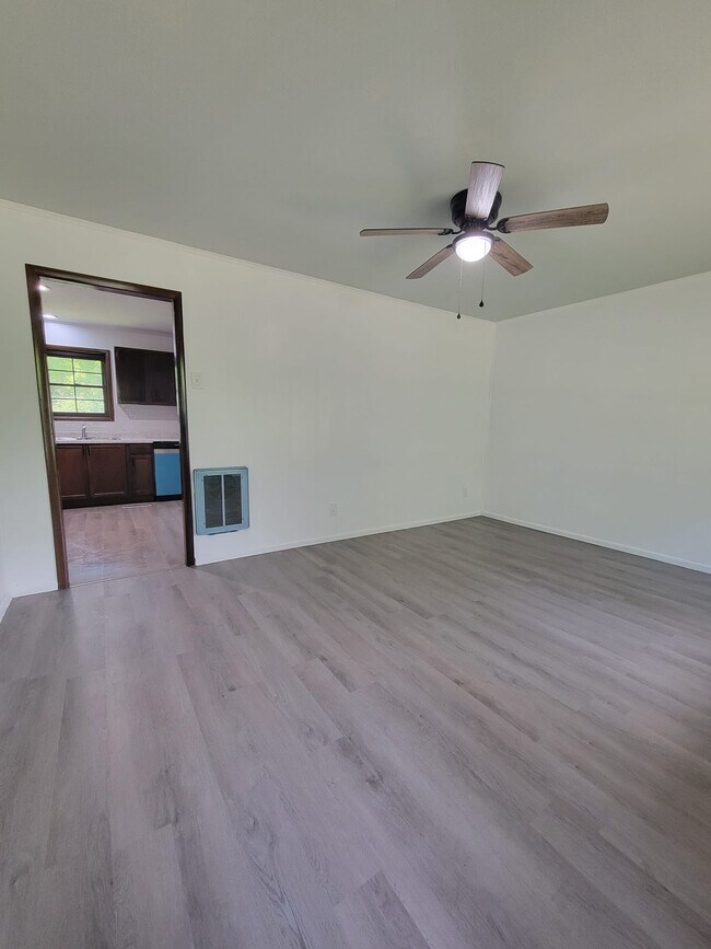 Foto del edificio - 3405 Granberry Dr