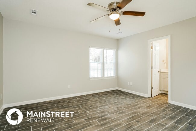 Foto del edificio - 1915 Collier Rd