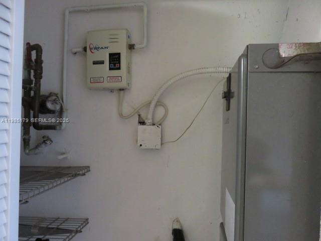 Foto del edificio - 9974 N Kendall Dr