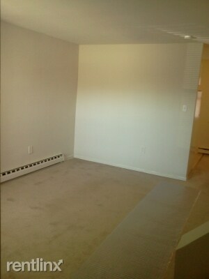 Building Photo - 17 Greenhill Rd