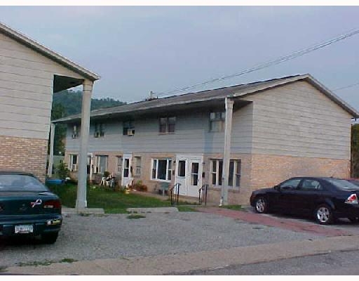 Primary Photo - Coyle Apartment