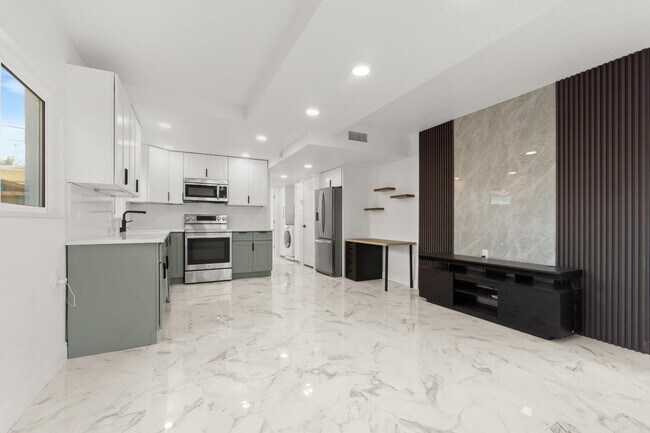 Foto del edificio - 3675 Gulf Blvd