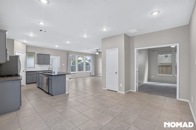 Building Photo - 5054 Klein Orchard Dr