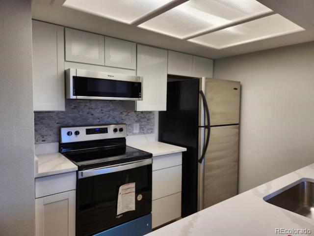 Building Photo - 5109 S Waco Ct