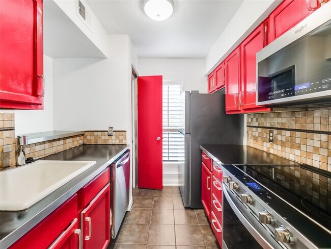 Foto del edificio - 10075 Westpark Dr