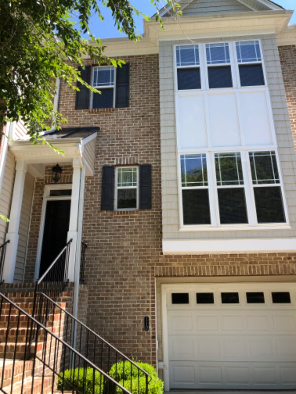 Foto principal - 110 Primrose Ln
