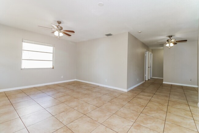 Foto del edificio - 1733 Ragland Ave