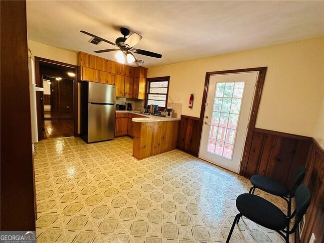 Foto del edificio - 6441 Dunmoor Dr