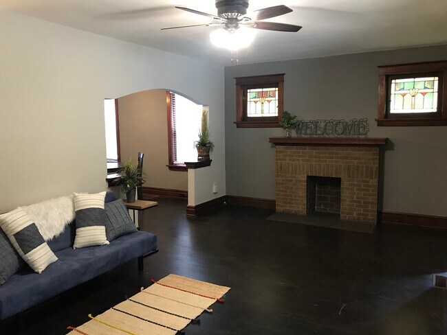 Foto del edificio - Newly renovated home in South Hampton! Wit...