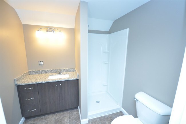 Foto del edificio - 16 Central St