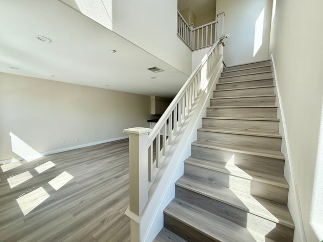 Building Photo - 836 Gaspar Vis