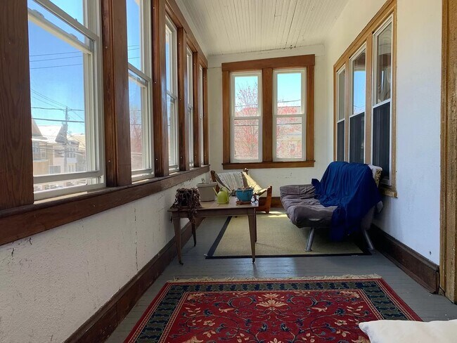 Building Photo - 144 North St