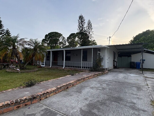 Foto del edificio - 4bed/3bath SFH Rent $1740/month ready May 2026