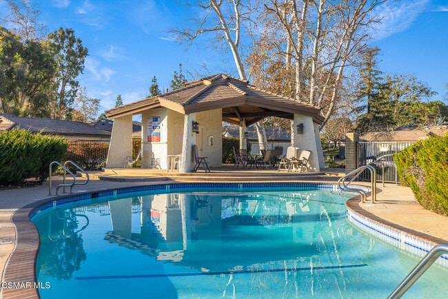 Foto del edificio - 1116 Nottingwood Cir