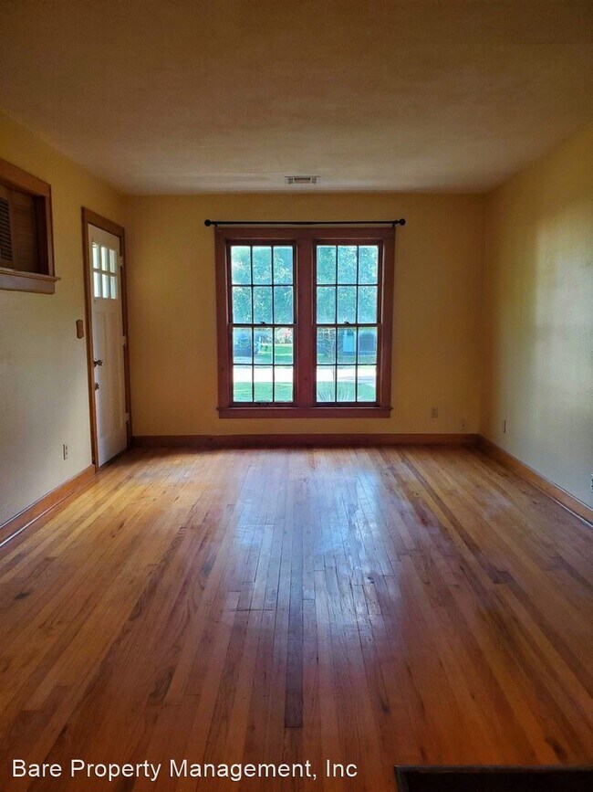 Foto del edificio - 2 br, 1 bath House - 1029 W Symmes