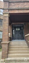 Building Photo - 615 E 60th St