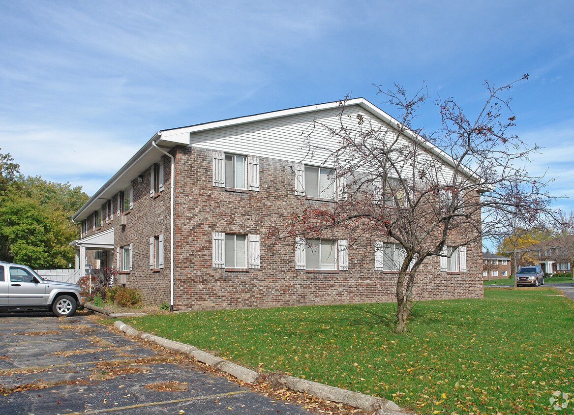 Building Photo - 4314 Kennedy Dr