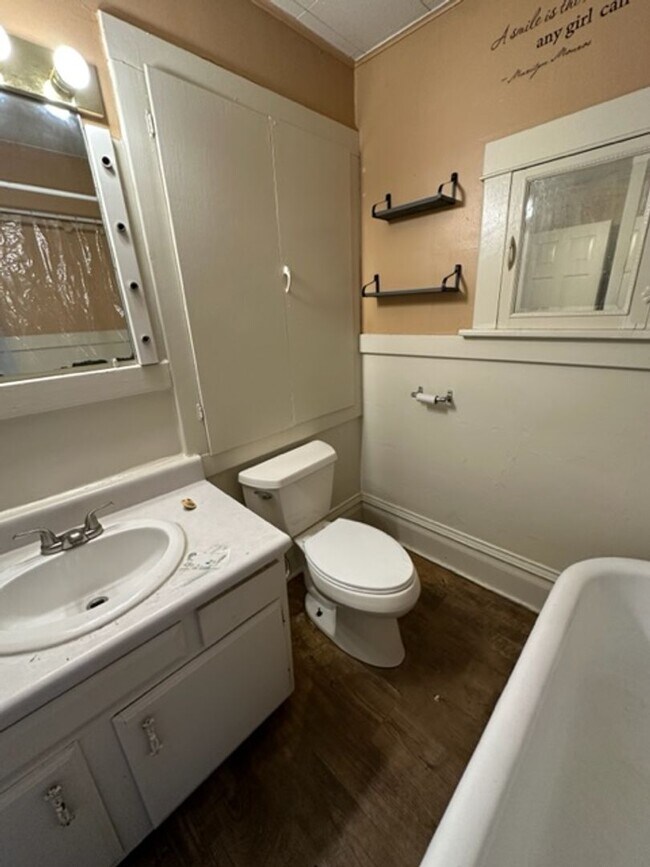 Foto del edificio - 514 16th St NE