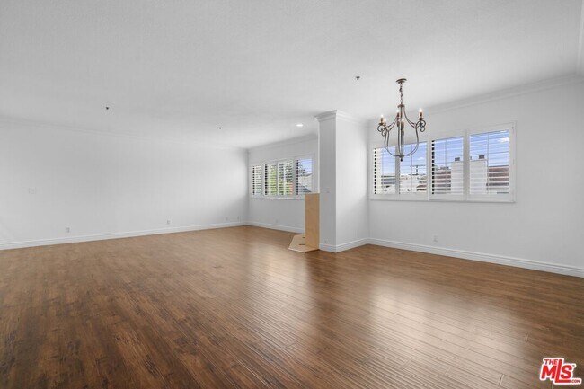 Foto del edificio - 1722 Malcolm Ave
