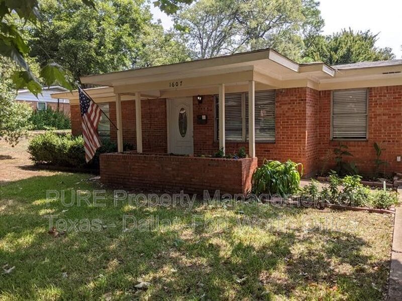 Foto principal - 1607 Briarwood Blvd