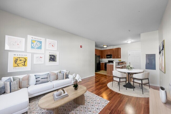 Building Photo - 845 Newark Ave