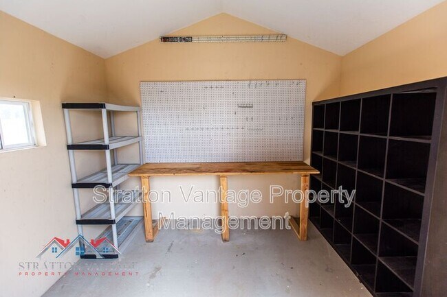 Foto del edificio - 9915 E Broadway Rd