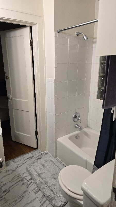 Building Photo - 915 S 48th St