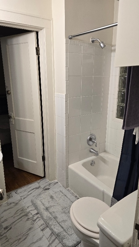 Foto del edificio - 915 S 48th St