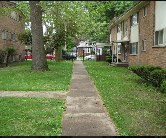 Foto del edificio - Westside Condo 2 bedroom 1 bath