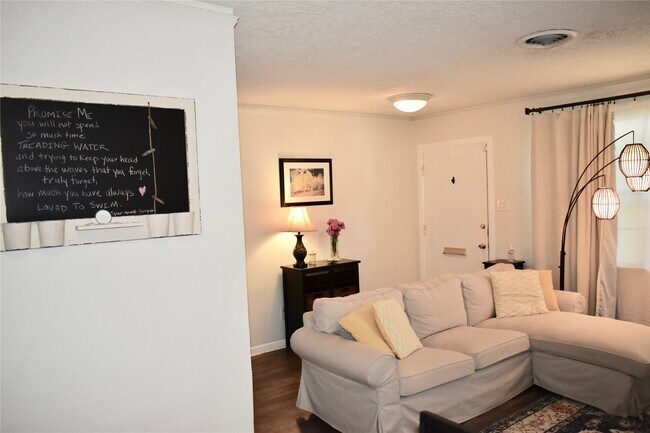 Foto del edificio - 4624 Verone St