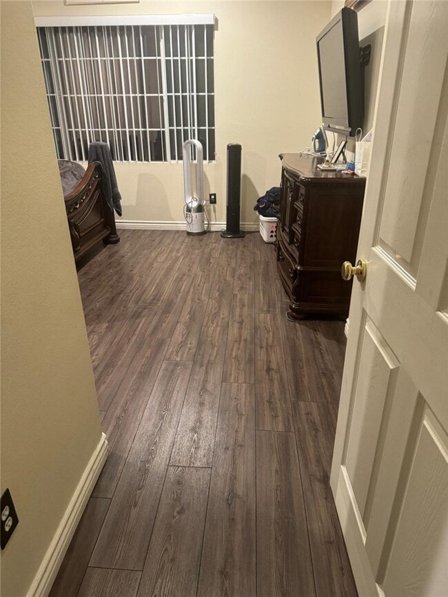 Foto del edificio - 6016 Sunflower St