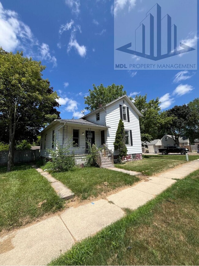 Foto del edificio - 3 Bed 1 Bath Home