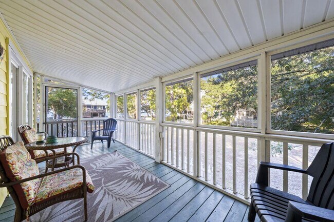 Foto del edificio - 1748 Malone Ln