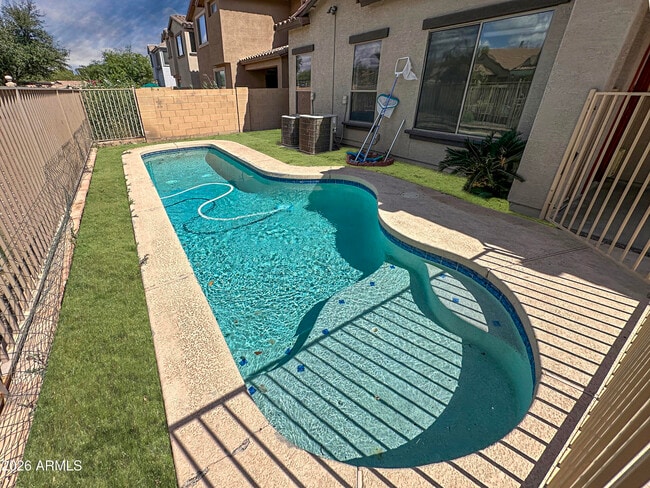 Foto del edificio - 3078 S Southwind Dr