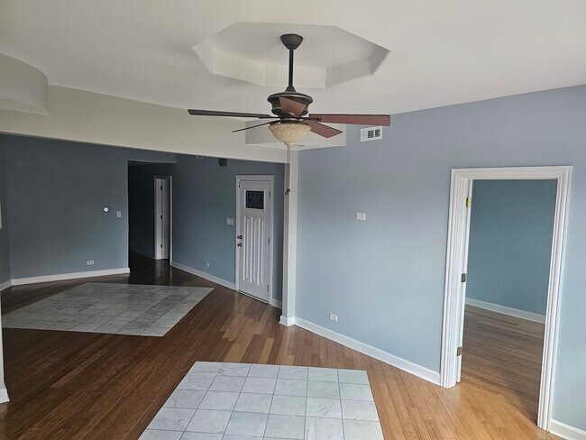 Foto del edificio - 1922 W 47th St