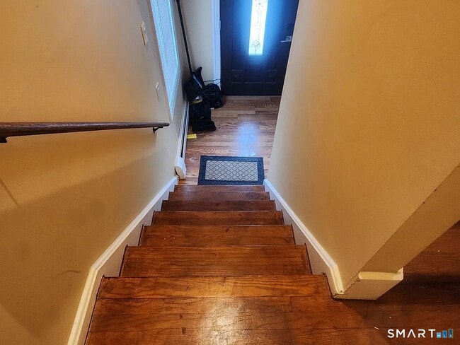 Building Photo - 295 Bartlett St