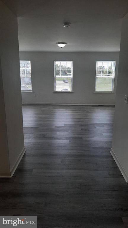 Foto del edificio - 829 Schooner Ln