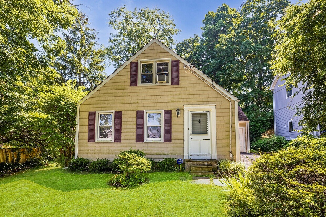 Foto principal - 11 Hillside Pl