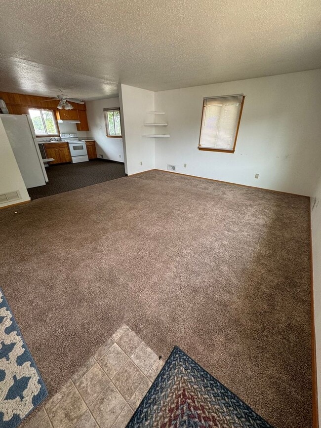 Foto del edificio - 1903 E Avenue B